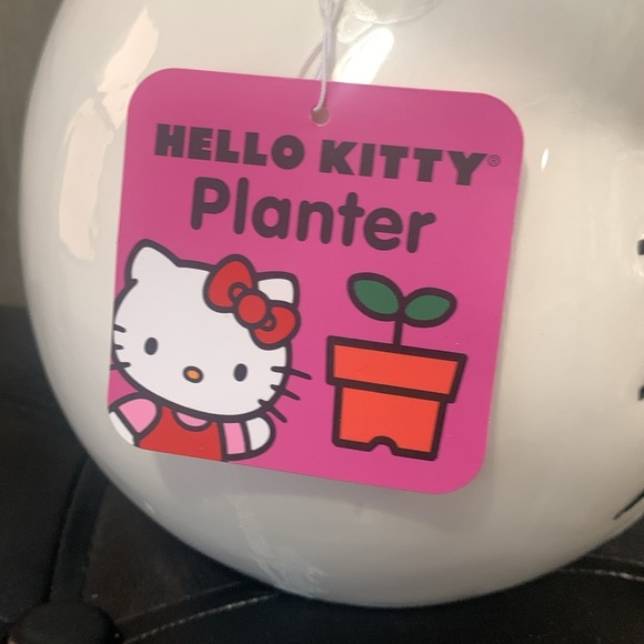 New Sanrio Hello Kitty Ceramic Planter With Metallic Gold Bow Tag Attached - Picture 4 of 10